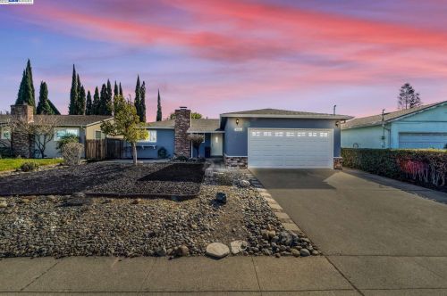 3963 Yale Way, Livermore, CA 94550-3659