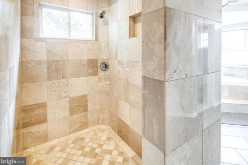 612 Cpe Mckinsey Dr, Severna Park MD 21146-4057 exterior