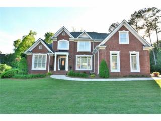225 Flowers Cove Ln, Lilburn, GA 30047-7045