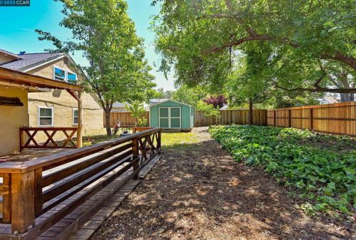 4176 Pickwick Dr, Concord CA  94521-2736 exterior