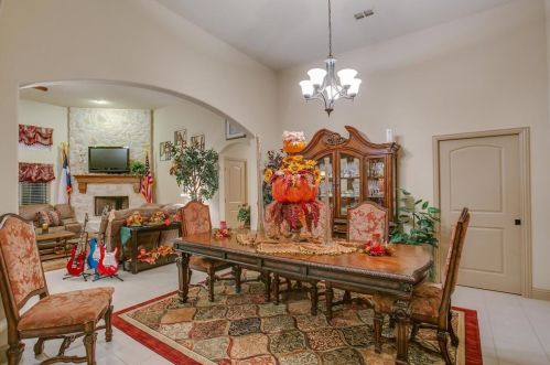 636 Possom Trot Holw, Whitewright TX 75491-7265 exterior