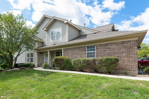 6755 Monticello Ct, Gurnee, IL 60031-4037