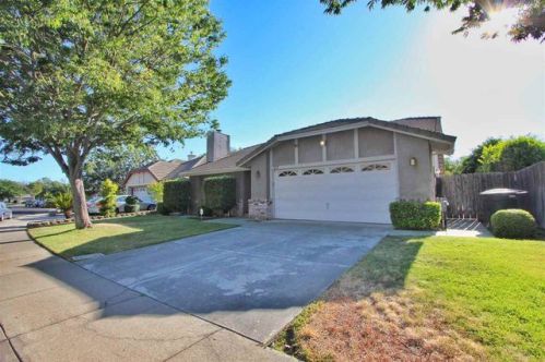 537 Blue Canyon Dr, Modesto, CA 95354-2169