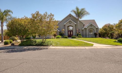 9600 Rio Seco Ct, Valley Home, CA 95361-7609