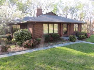 200 Goodman Cir, Concord, NC 28025-2862