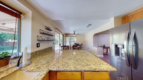 1025 Jasmine St, Redlands CA  92374-4925 exterior