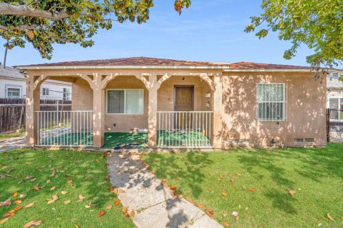 641 41st St, San Diego, CA 92102-3516