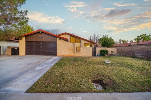 1308 Franklin Ave, Lancaster, CA 93535-4269