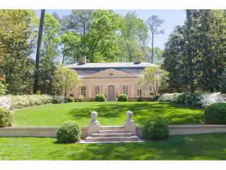 3615 Dumbarton Rd, Atlanta, GA 30327-2615