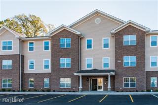 2700 Emerson Ave, Parkersburg WV  26104-2523 exterior