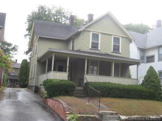 198 Summit St, Chestnut Hill, CT 06226-2413