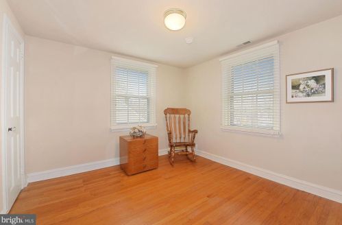 315 Maple Ave, Haddonfield NJ 08033-1438 exterior