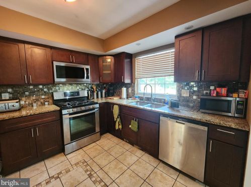 65 Morris Dr, Erial, NJ 08081-4401
