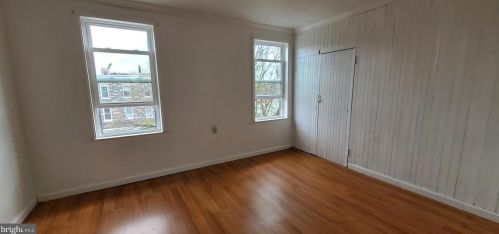 21 Ross St, Lancaster PA  17602-1924 exterior