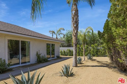 3967 Sunny Dunes Rd, Palm Springs, CA 92264-1362