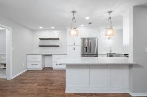 4211 Canyon Point Cir, Roswell, GA 30076-5133