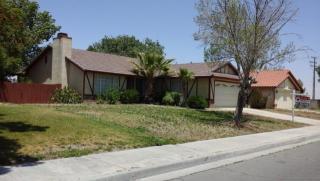 2863 La Vida Dr, Lancaster, CA 93535-5873