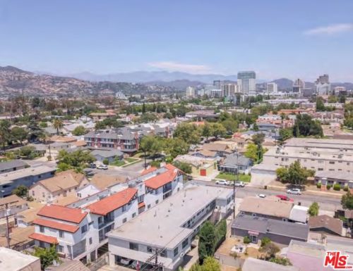 515 Chester St, Glendale CA  91203-1531 exterior