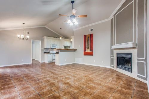 231 Teakwood Ln, Lewisville, TX 75067-6562
