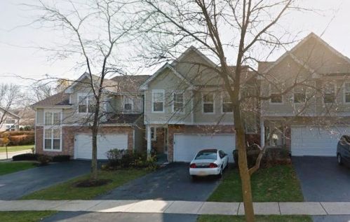 902 Willow St, Itasca, IL 60143-2852