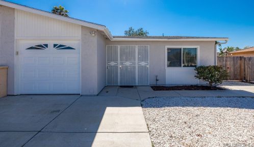262 Securidad St, Oceanside, CA 92057-5219