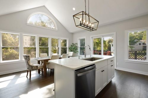 1647 Jersey Ave, Minneapolis MN  55426-2144 exterior