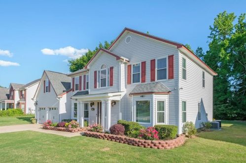 1795 Harmony Hills Dr, Lithonia, GA 30058-5892