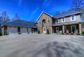 21160 Cowan Dr, Bristol, VA 24202-2442