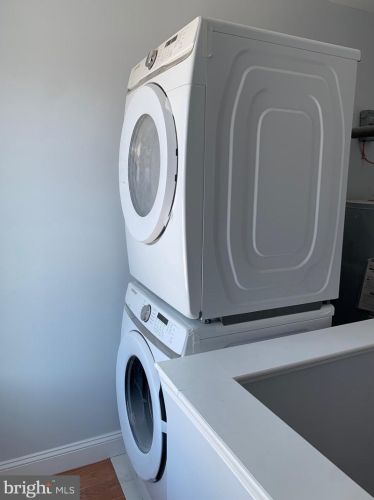 436 9th St, Philadelphia PA  19123-3806 exterior