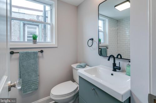 1513 16th St, Philadelphia PA  19121-4204 exterior