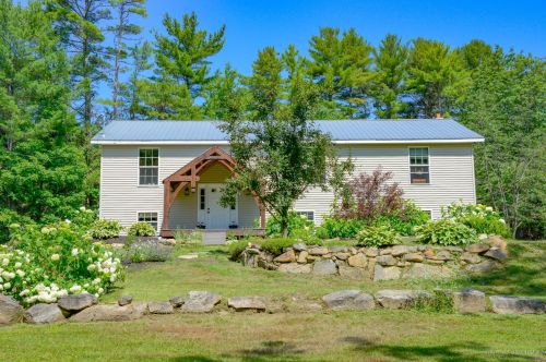 232 Sam Ingalls Rd, Bridgton, ME 04009-3220