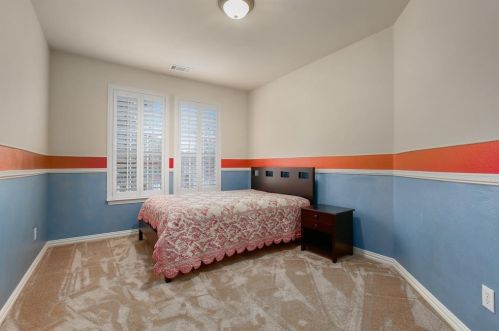 1742 Auburn Dr, Carrollton TX 75007-1452 exterior