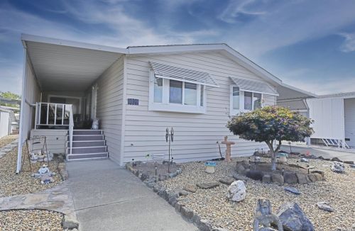 8028 Cliffrose St, Windsor, CA 95492-9539