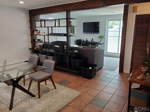 171 Plainfield Ave, Edison NJ  08817-3732 exterior