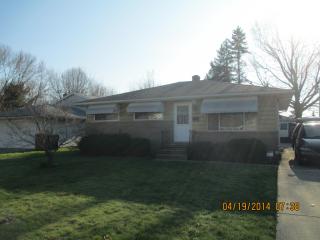 6573 Arbordale Ave, Cleveland OH  44139-4101 exterior