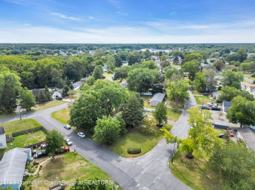150 Sherman Ave, Berkeley Township, NJ 08721-1357