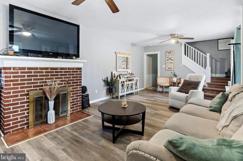 887 Lalor St, Trenton NJ  08610-6558 exterior