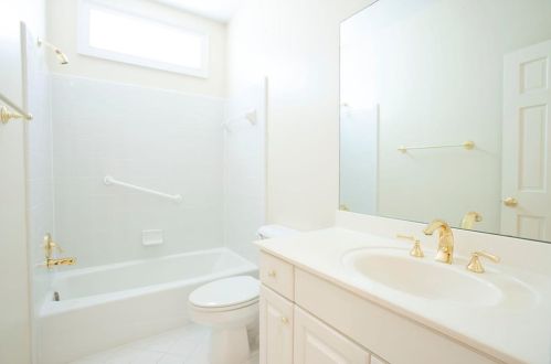 807 Brookhaven Springs Ct, Atlanta GA  30342-3551 exterior