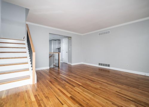 2 Creekwood Ln, Cincinnati OH 45237-1714 exterior