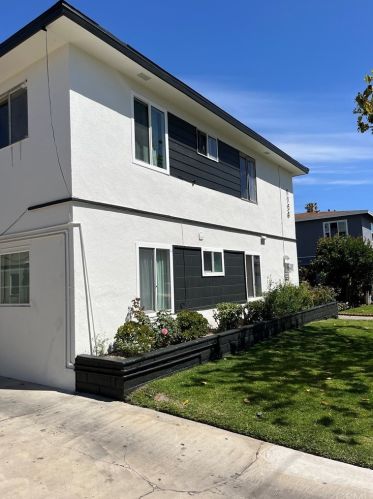 1134 Mayfair Ave, Anaheim CA  92801-2969 exterior