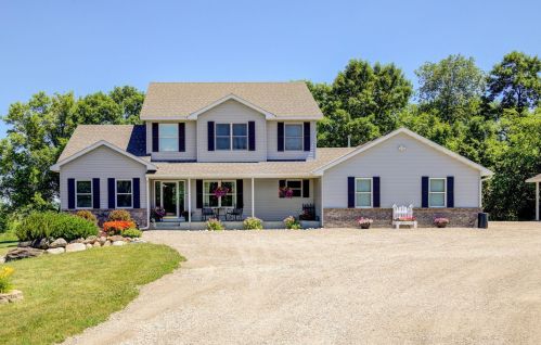 10005 Jasper Trl, Montgomery, MN 56069-2030