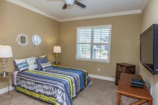506 Esplanade Dr, Tracy CA  95391-1299 exterior