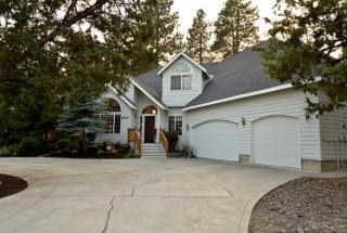 61475 Duncan Ln, Bend, OR 97702-2133