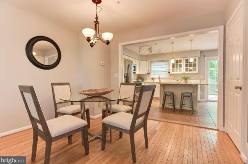 1211 Julie Ct, Arnold MD 21012-2825 exterior