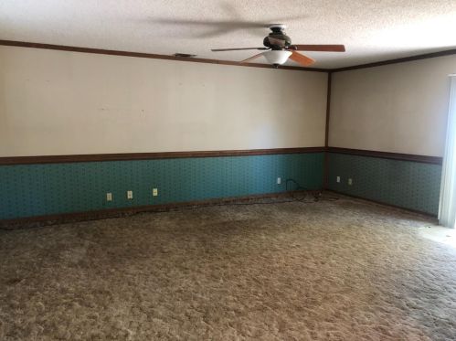 451 Sunlight Dr, Diamond Springs, CA 95619-9338