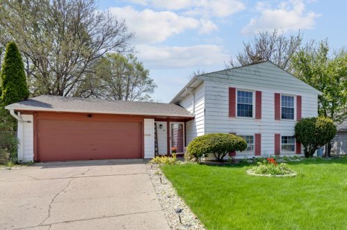 183 Vantroba Dr, Glendale Heights, IL 60139-2738