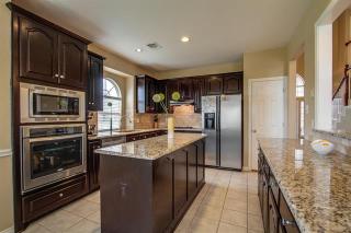 1416 Grapevine Creek Dr, Coppell TX  75019-3698 exterior