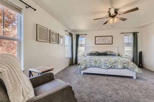 24561 Ontario Dr, Aurora CO 80016-6072 exterior