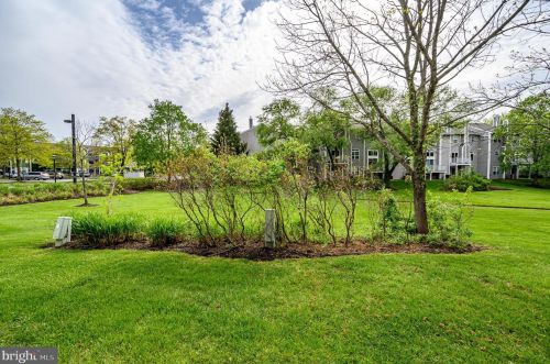80 Shrewsbury Pl, Princeton NJ  08540-0063 exterior