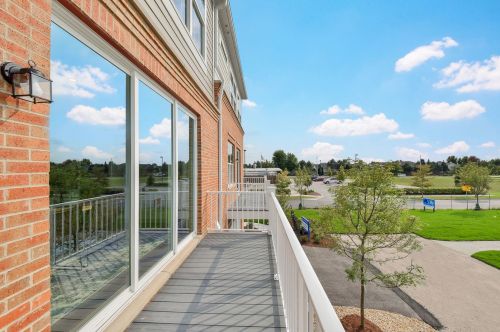 2939 Showplace Dr, Naperville IL  60564-5055 exterior
